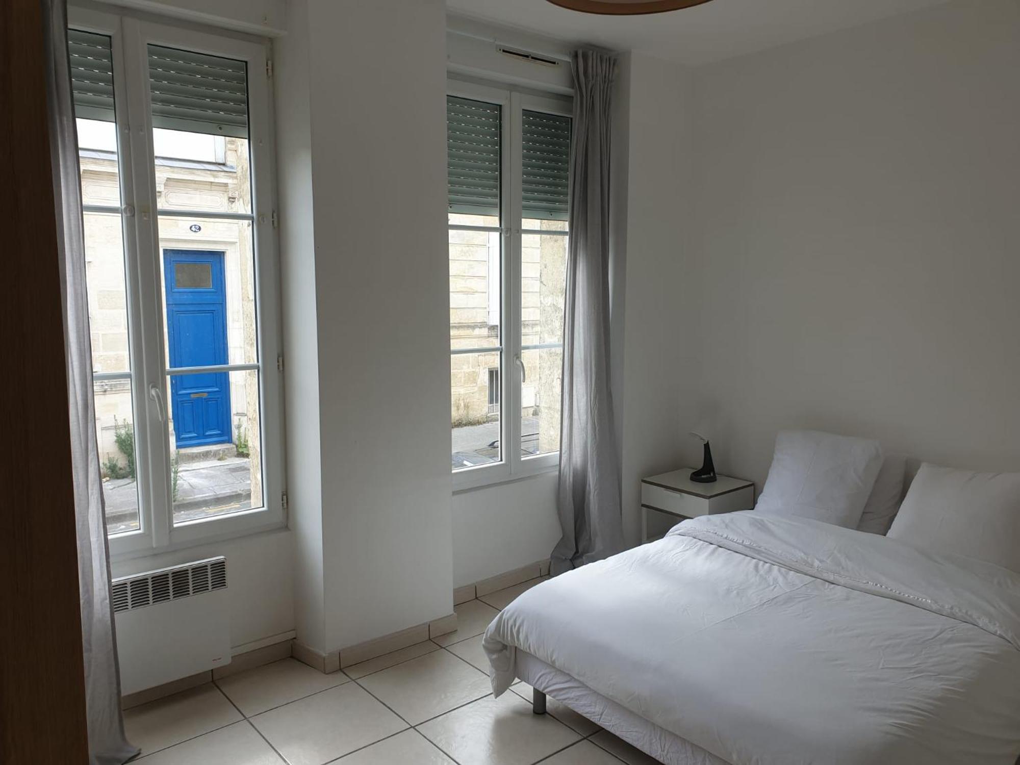 Maison 150M2 Jardin A Louer En Entier, Bordeaux Centre Chartrons, 3 Chambres 3 Salles De Bains 1 Canape-Lit Llllnumero De Telephone Dans L'Annonce Si Questionlll Exteriör bild